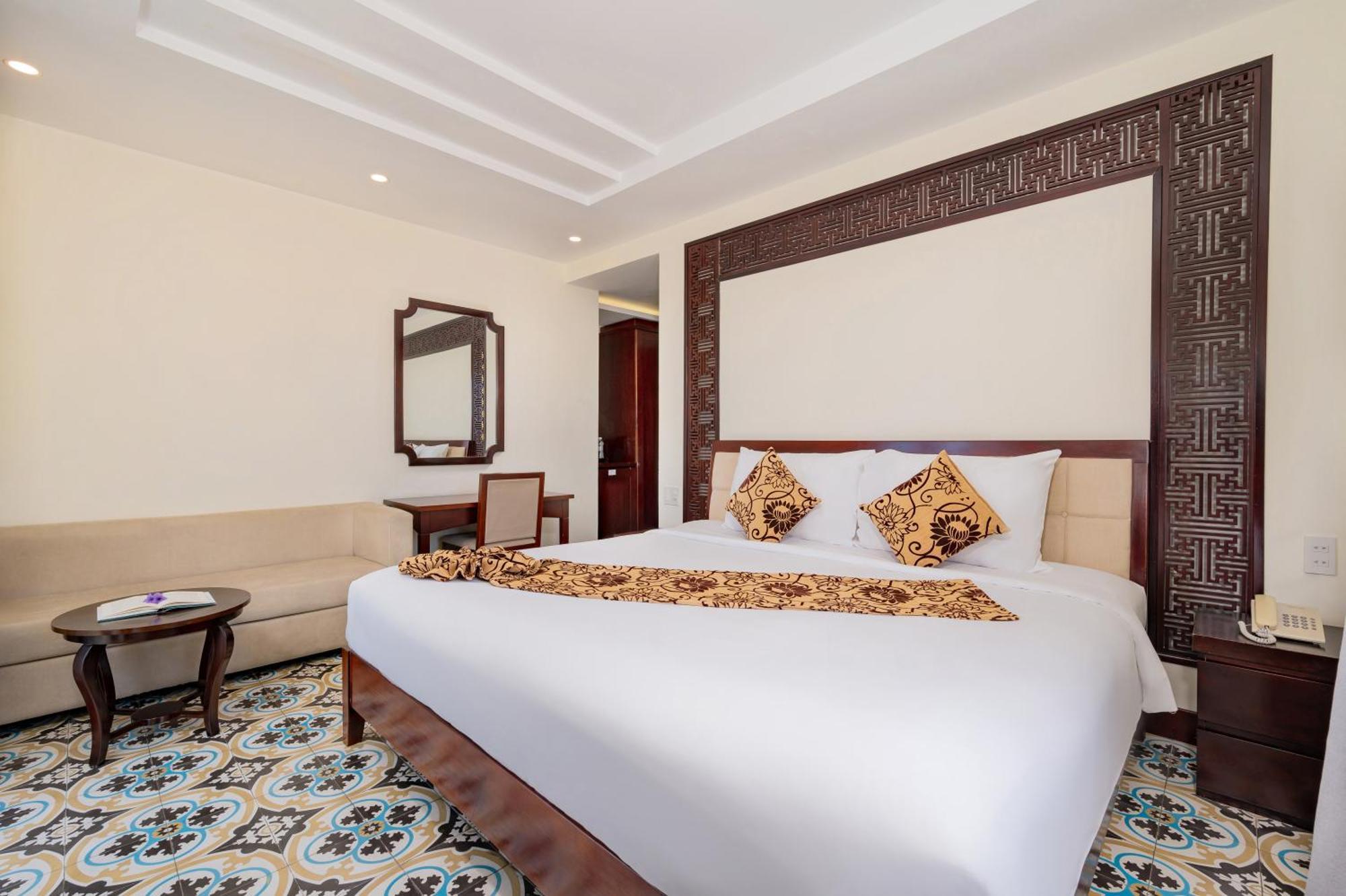 Le Pavillon Hoi An Central Villa Esterno foto